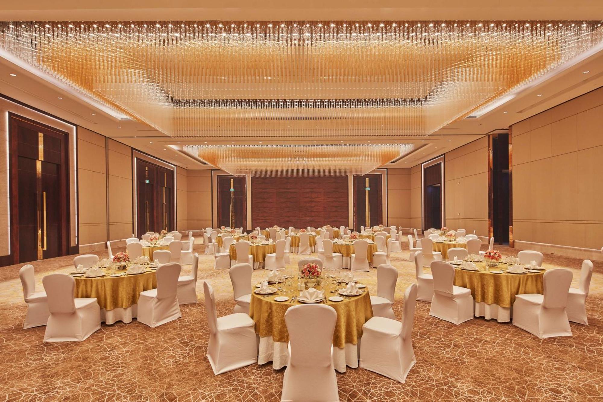 Conrad Bengaluru Hotel Luaran gambar